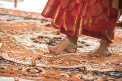 Maharani rolling the betel nuts. Maharani rolling the betel nuts.