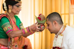 Moments prior to the Indian wedding ceremony Moments prior to the Indian wedding ceremony