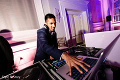 Upbeat Indian DJ performance capture. Upbeat Indian DJ performance capture.
