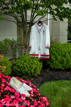 Regal Indian groom's sherwani capture. Regal Indian groom's sherwani capture.