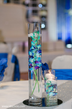 Delicate indian wedding table centerpieces . Delicate indian wedding table centerpieces .