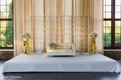 Marvelous Indian wedding stage flowers and seat decor. Marvelous Indian wedding stage flowers and seat decor.