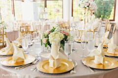 Marvelous Indian wedding table napkins decor. Marvelous Indian wedding table napkins decor.