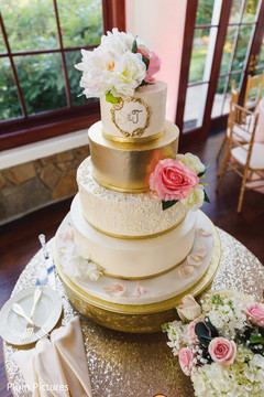Indian wedding cake rose decorations capture. Indian wedding cake rose decorations capture.