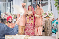 Impressive entrance of maharani to ceremony. Impressive entrance of maharani to ceremony.