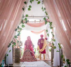 Marvelous capture of Indian bride and groom at ceremony. Marvelous capture of Indian bride and groom at ceremony.