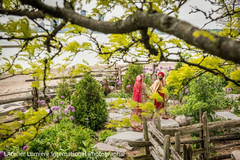 Phenomenal Indian bride and groom's photo session. Phenomenal Indian bride and groom's photo session.