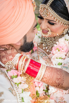 Romantic Indian wedding photo shoot style. Romantic Indian wedding photo shoot style.