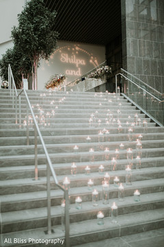 See this beautiful decor at the entrance See this beautiful decor at the entrance