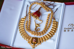 Stunning maharanis ceremony jewelry. Stunning maharanis ceremony jewelry.