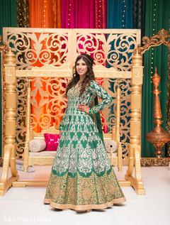 Beautiful lengha details Beautiful lengha details