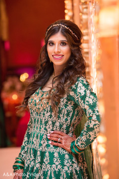 See this gorgeous Maharani before the ceremony See this gorgeous Maharani before the ceremony