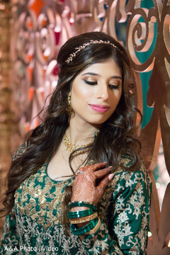 Indian bride wearing a green lengha Indian bride wearing a green lengha