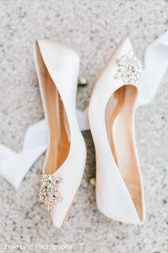 Stunning Indian bridal shoes. Stunning Indian bridal shoes.