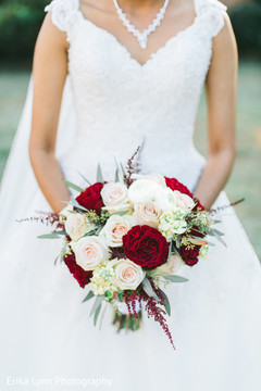 Astonishing Indian bridal bouquet. Astonishing Indian bridal bouquet.