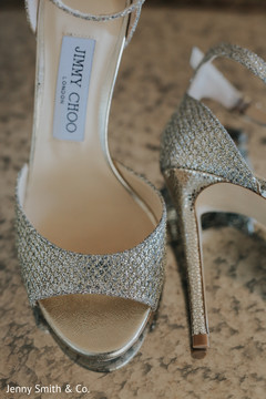 Close capture of the shoes used by Maharani Close capture of the shoes used by Maharani