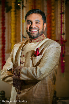 Portrait of elegant Raja prior to the ceremony Portrait of elegant Raja prior to the ceremony
