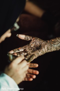 Incredible capture of maharanis mehndi art. Incredible capture of maharanis mehndi art.