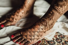 Unique Indian bridal mehndi feet art. Unique Indian bridal mehndi feet art.