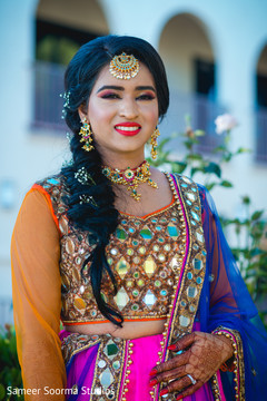 Tikka and jewelry details of Indian bride Tikka and jewelry details of Indian bride