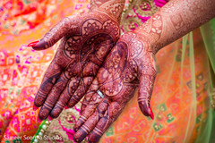 Meaningful design of Maharani's mehndi Meaningful design of Maharani's mehndi