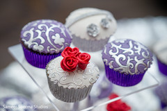See this delicious cupcakes for the Indian wedding guests See this delicious cupcakes for the Indian wedding guests