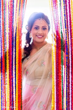 Lovely Indian bride capture. Lovely Indian bride capture.