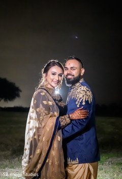 Lovely Indian couple's photo session Lovely Indian couple's photo session