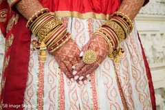 See this beautiful mehndi design on the Maharani See this beautiful mehndi design on the Maharani