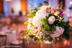 Floral arrangement design for the Indian wedding Floral arrangement design for the Indian wedding