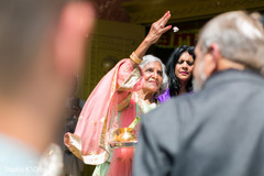 Special guests blessing the baraat Special guests blessing the baraat