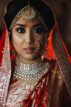 Stunning Maharani's tikka, Nath and Polki necklace. Stunning Maharani's tikka, Nath and Polki necklace.
