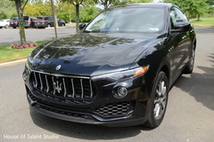 See this elegant Indian wedding Maserati. See this elegant Indian wedding Maserati.