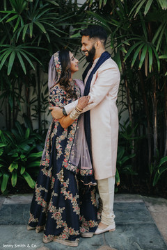 Portrait of the ravishing Indian newlyweds Portrait of the ravishing Indian newlyweds