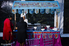 Food cart ready for guests Food cart ready for guests