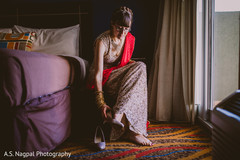 Maharani getting her shoes on capture. Maharani getting her shoes on capture.