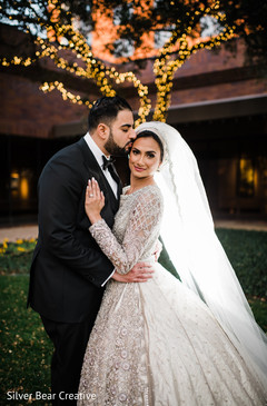 Adorable Indian lovebirds outdoors capture. Adorable Indian lovebirds outdoors capture.