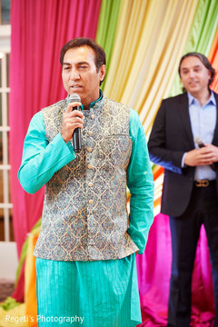 Guest delivering a message Guest delivering a message