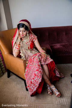 Enchanting Indian bride photo. Enchanting Indian bride photo.