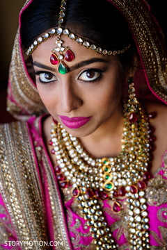 Enchanting Indian bridal ceremony look. Enchanting Indian bridal ceremony look.
