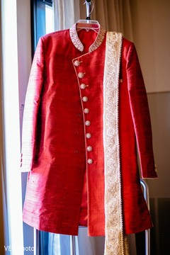 Marvelous Indian groom's sherwani. Marvelous Indian groom's sherwani.