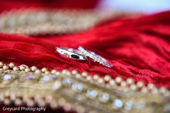 Stunning Indian wedding rings capture. Stunning Indian wedding rings capture.
