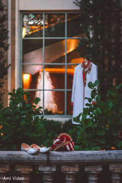 Elegant Indian groom's ceremony outfit. Elegant Indian groom's ceremony outfit.