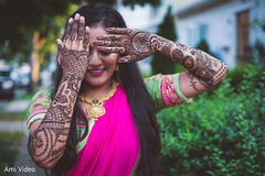 Maharani showing her hands mehndi art. Maharani showing her hands mehndi art.