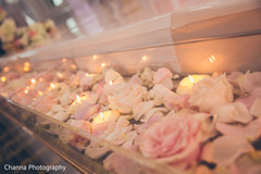 Floral arrangement details of the reception Floral arrangement details of the reception