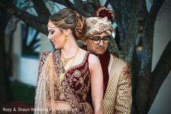 Indian groom posing with Maharani Indian groom posing with Maharani