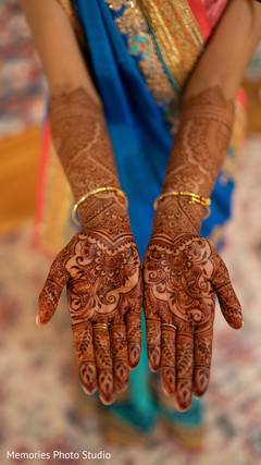 Magnificent Indian bridal henna art. Magnificent Indian bridal henna art.