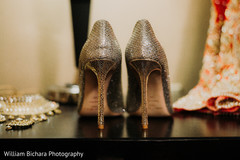 Marvelous Indian bridal golden shoes. Marvelous Indian bridal golden shoes.