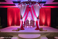 See this dazzling lightning decor See this dazzling lightning decor