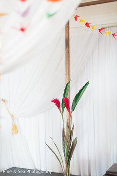 Lovely and simple indian wedding floral decor Lovely and simple indian wedding floral decor